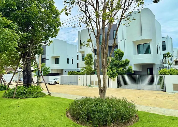 別荘 Modern Pool Near Bkk Airport 6 Guests *